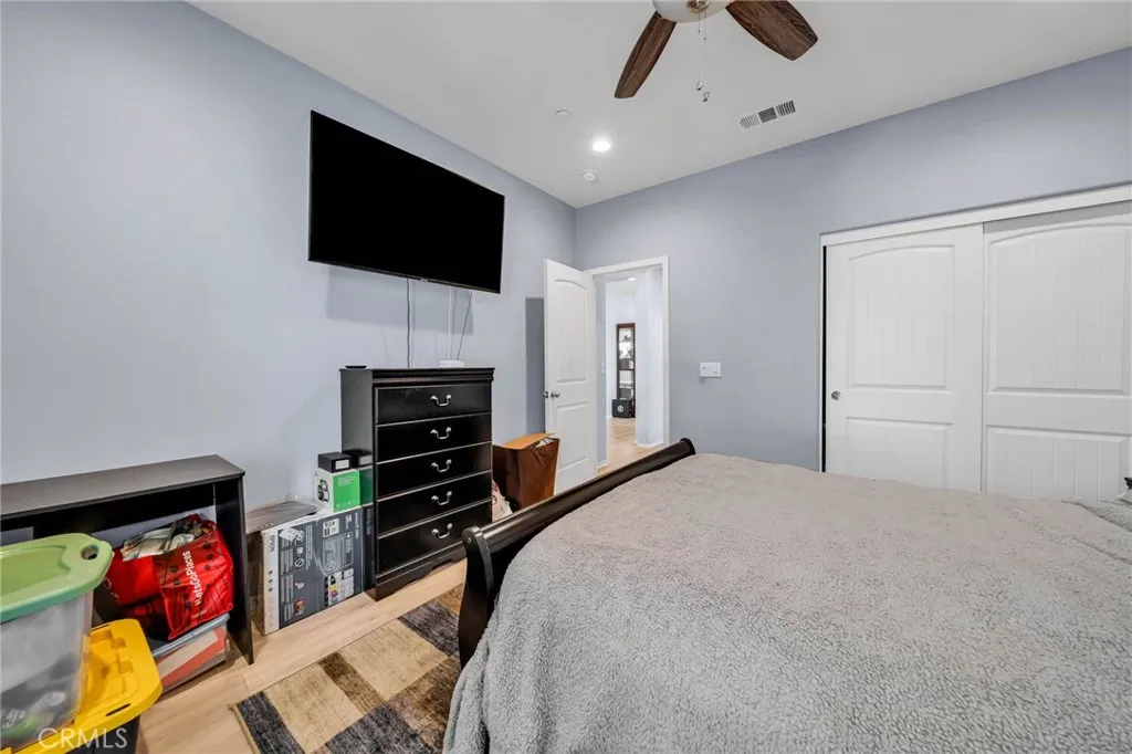 30084 Leeward Court, Menifee, California 92584 home-pic-7